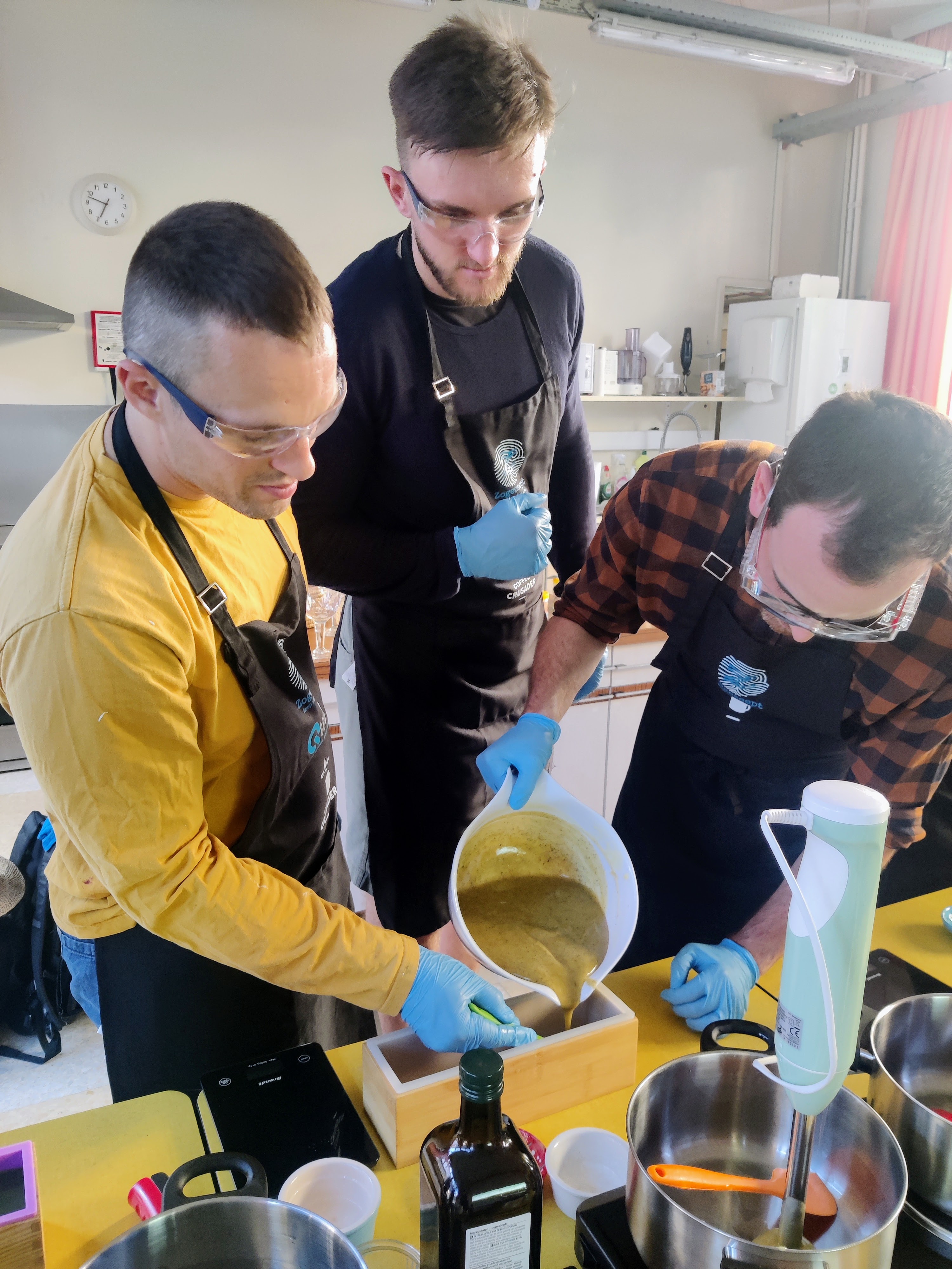 Workshop Zeep - Maak je eigen kilo zalige zeep - Foto
