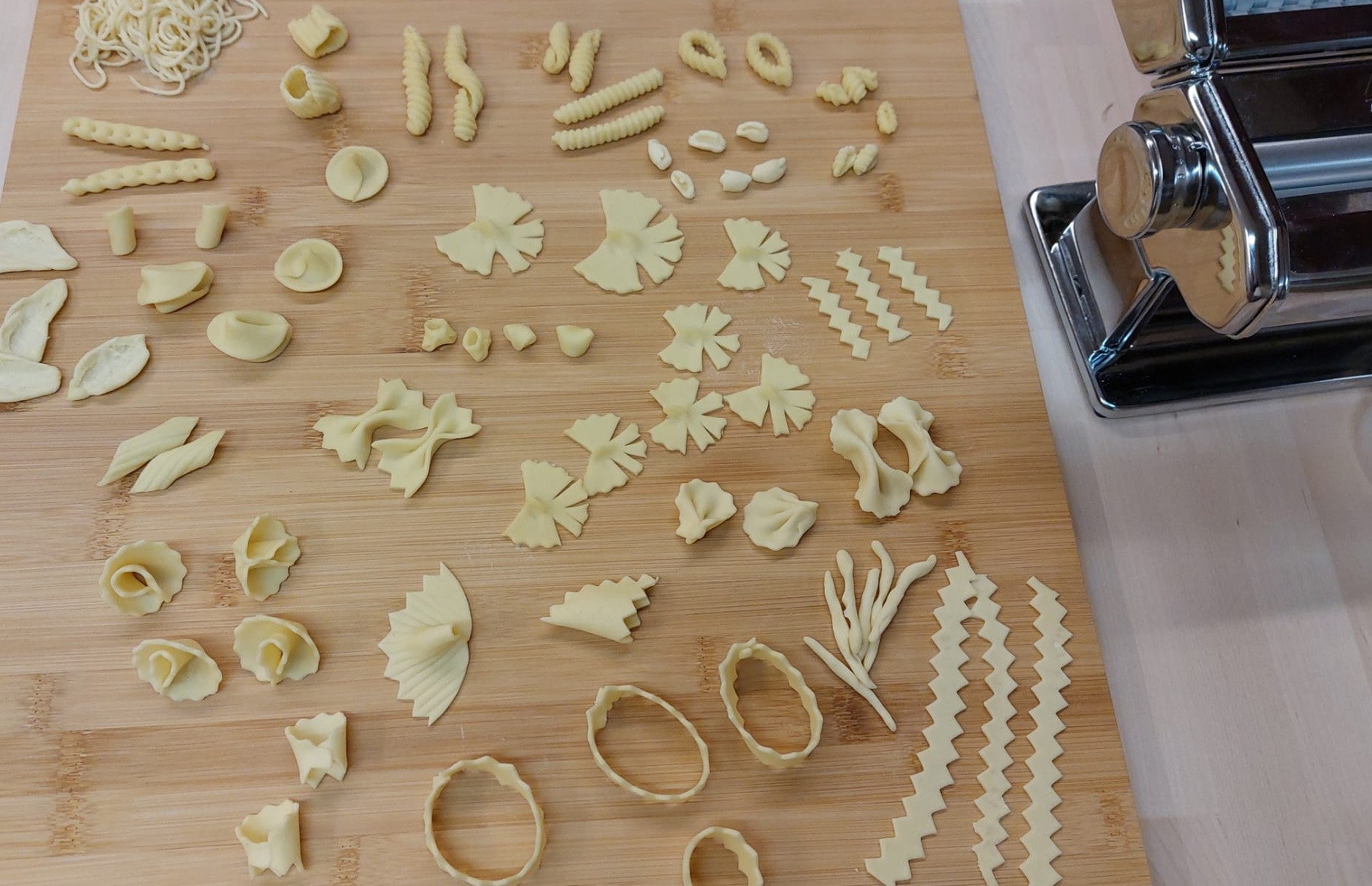 Go Basic 1 Pasta maken!! Hoe makkelijk kan het zijn. - Foto