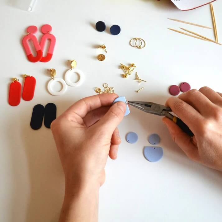 Workshop oorbellen maken met polymeerklei - Foto