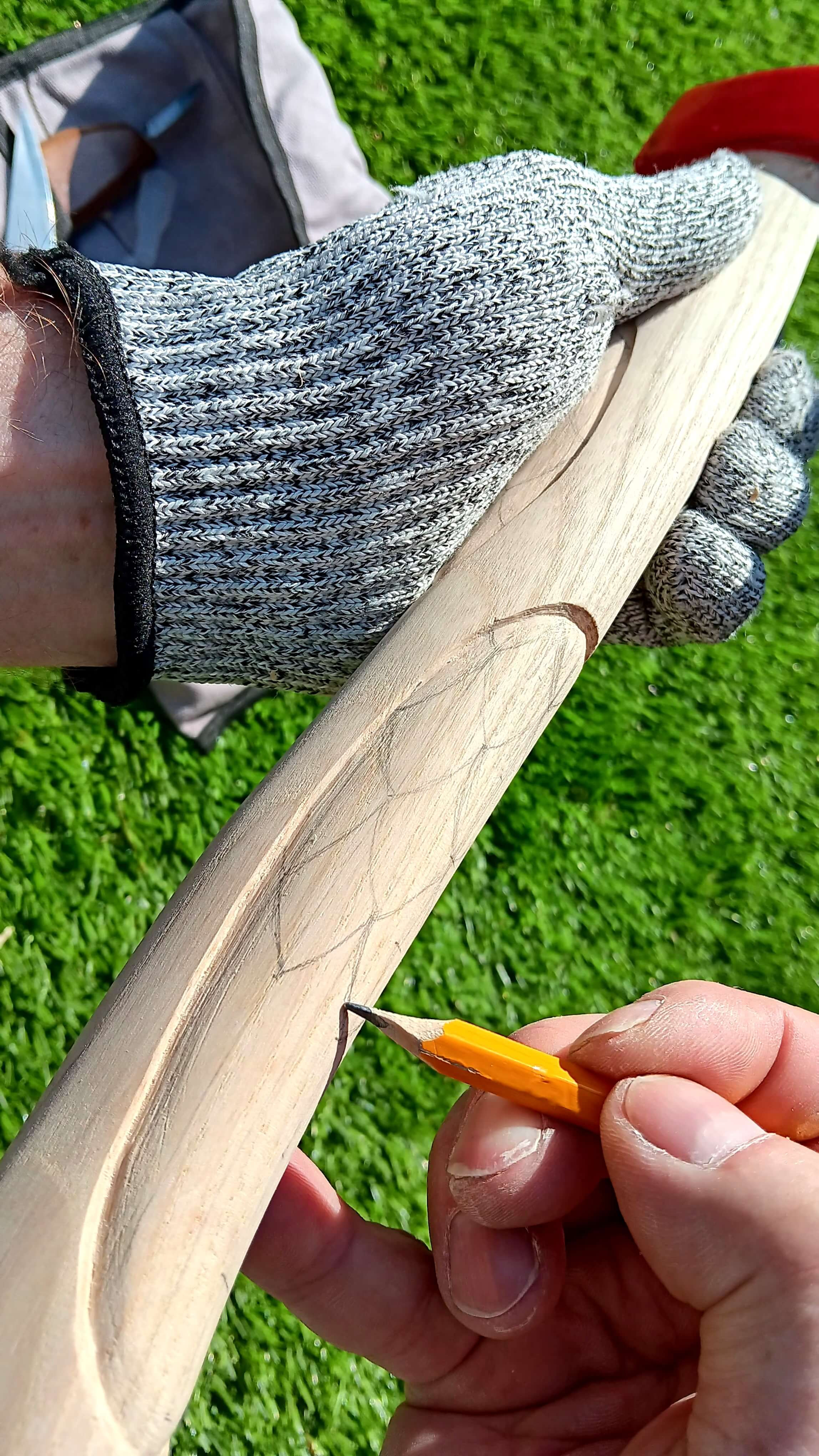 Houtsnijden - Viking Bijl Workshop voor beginners - Foto
