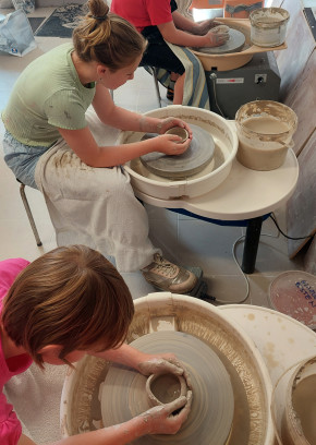 Open atelier keramiek gevorderden (+15j) 1 sessie van  2uur ( maa1oa_0707)
