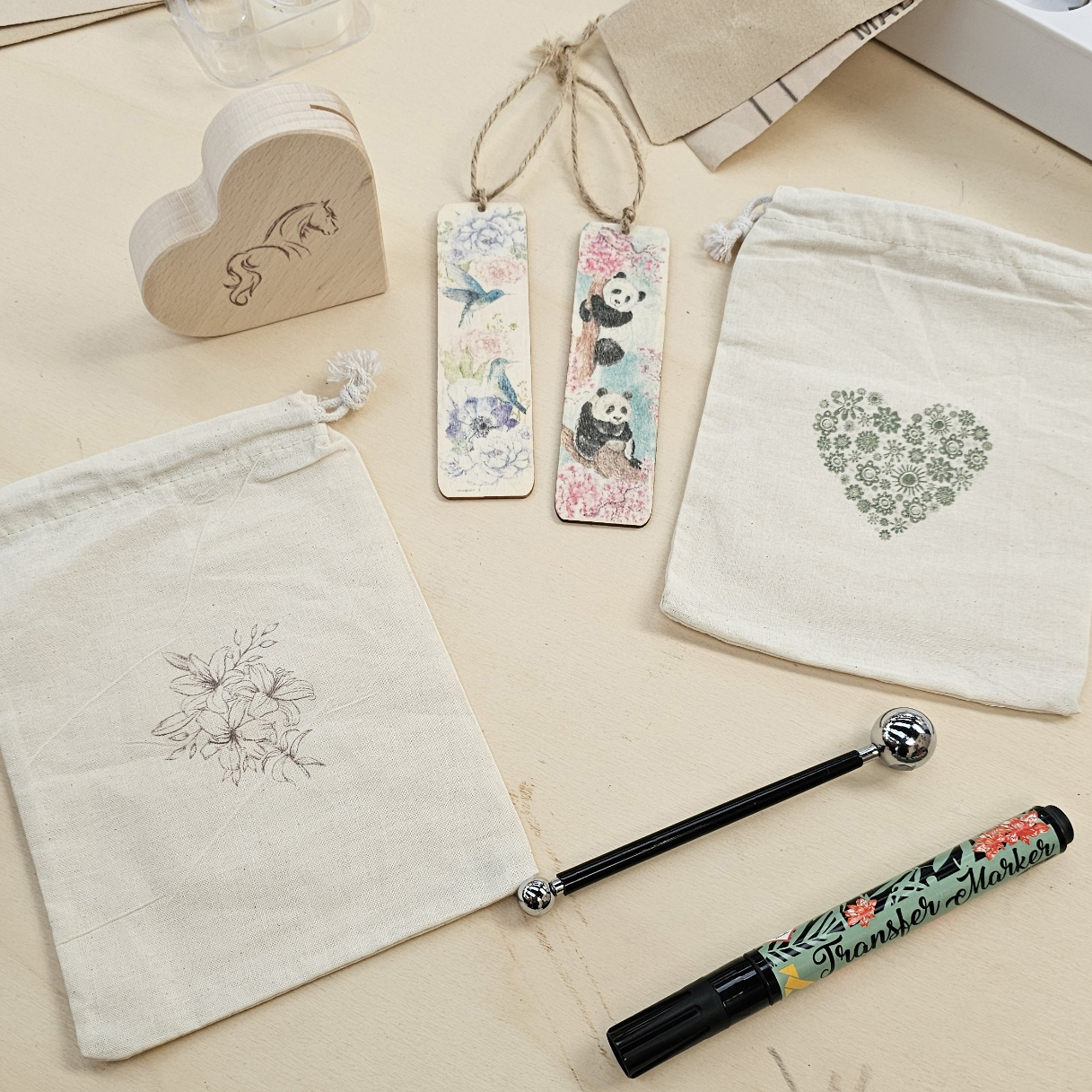 Workshop laserprint overzetten op cadeauset - Foto