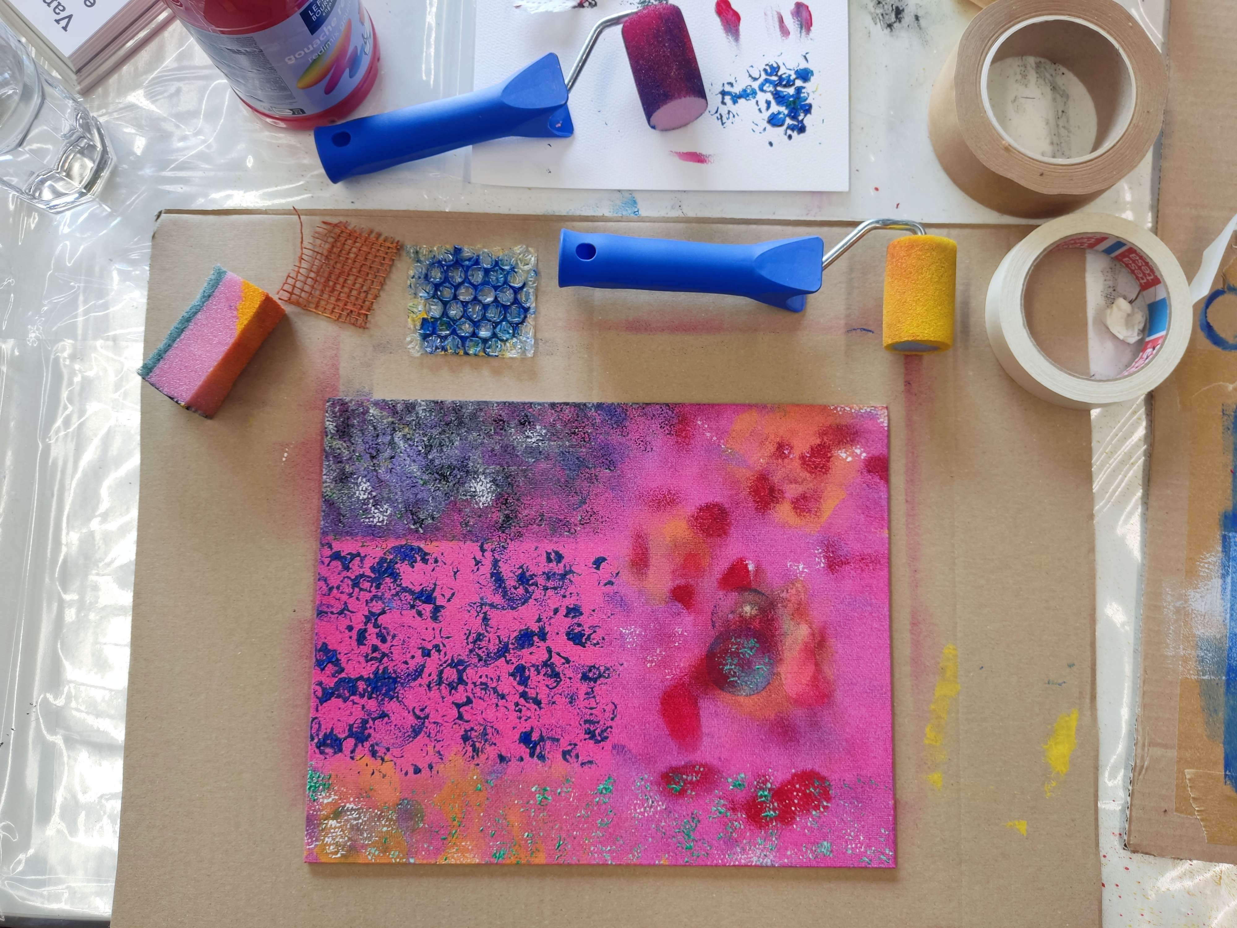 Vrij abstract: experimenteren met kleur en vorm