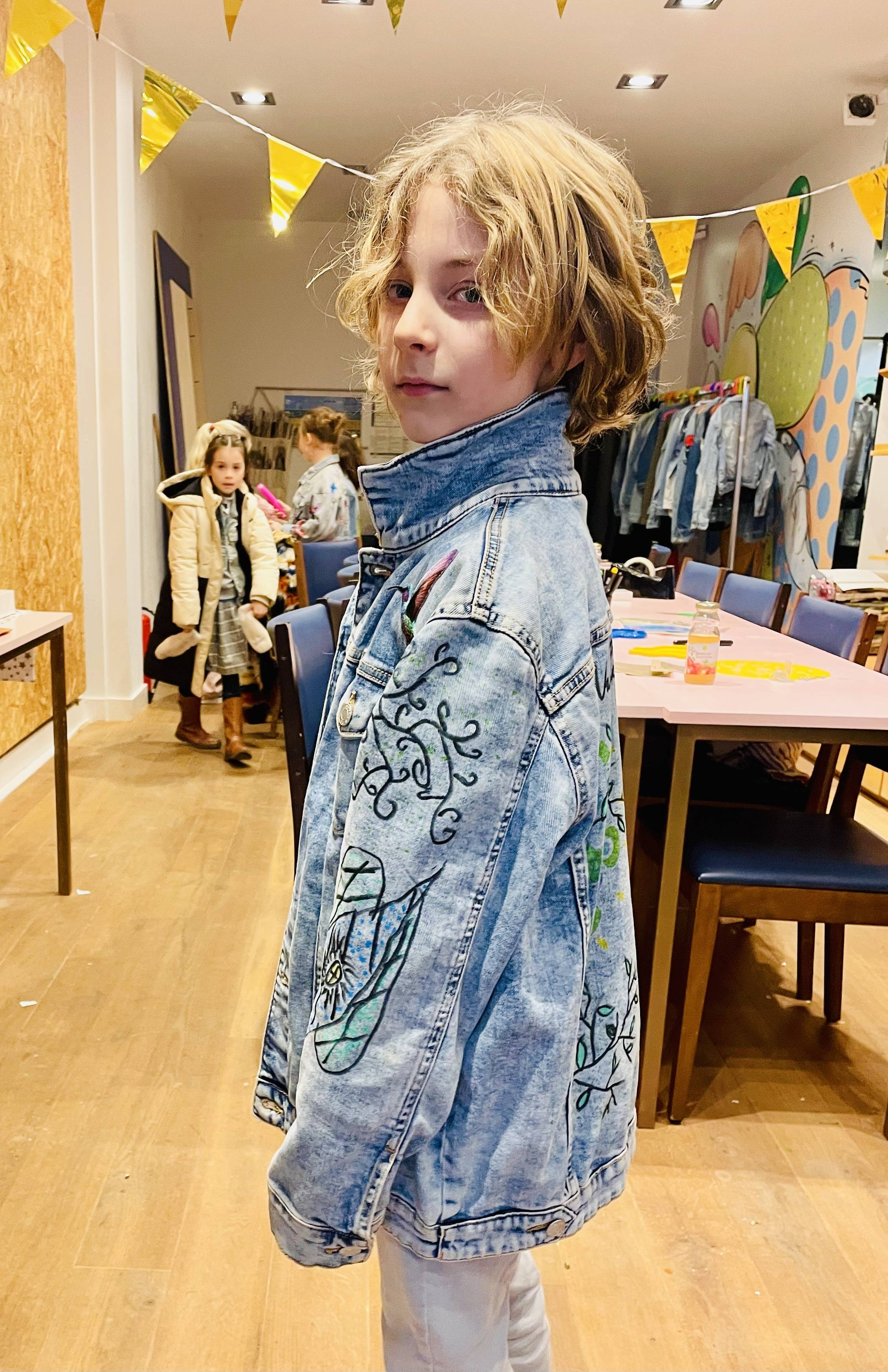 Jeansjasjes pimpen voor groepen - Foto