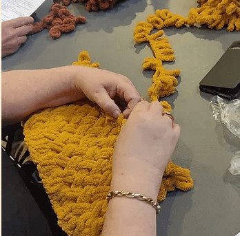 🧶 Slow morning: handbreien - de visgraatsteek - Foto