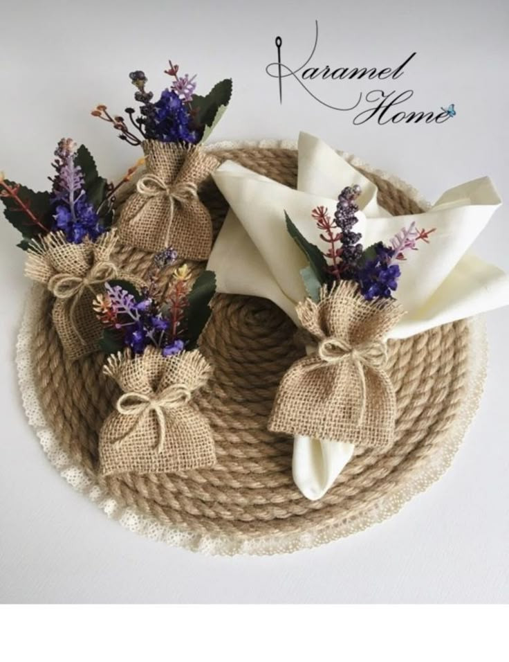 Workshop: Servietringen maken – een feestelijke finishing touch voor jouw kersttafel @Libelle Winterfair - 13/11 om 10u15 - Foto