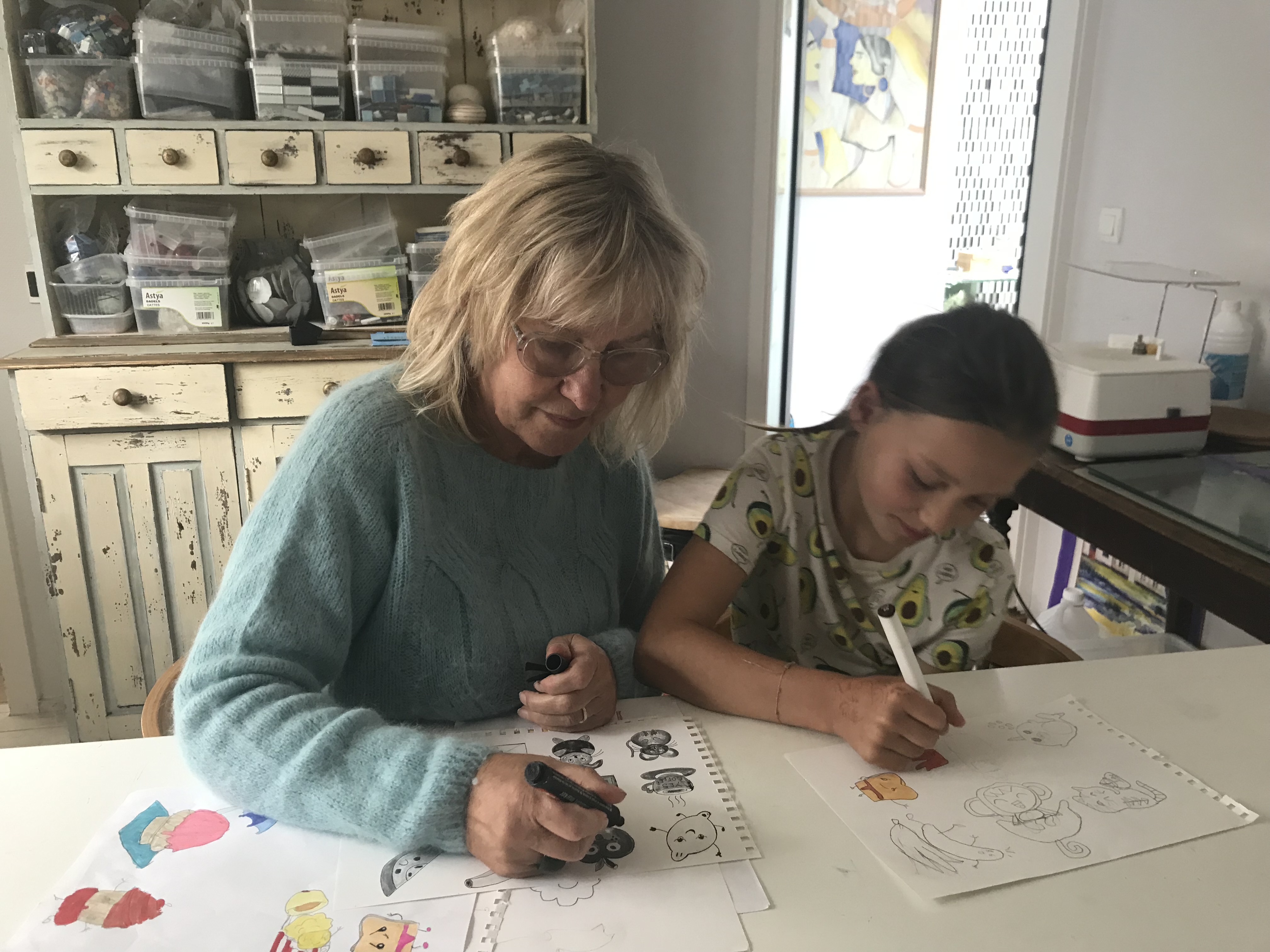 Kawaii workshop tekenen & stickers maken – Ouder & Kind / Grootouder & Kind - Foto