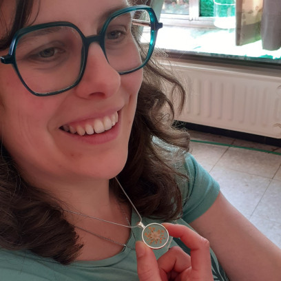Workshop Juwelen maken in hars met bloemen