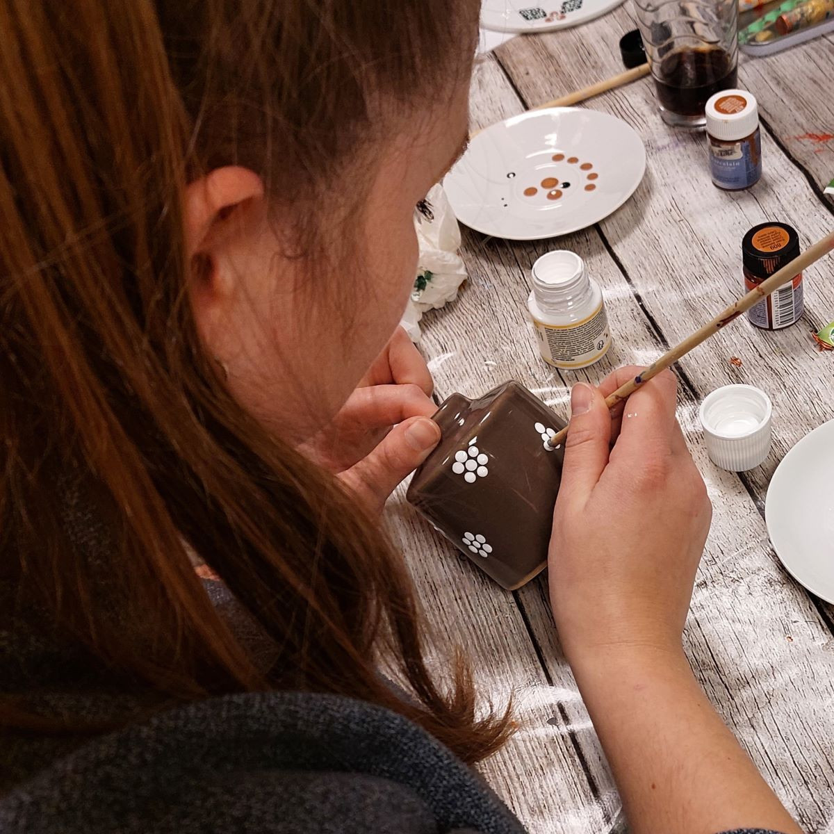 Workshop kunst met stippen voor een groep - Foto