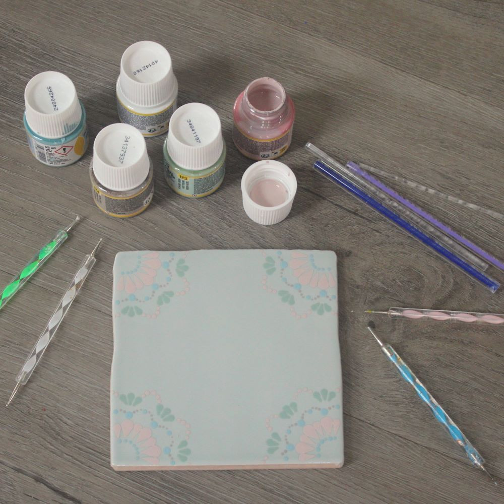 Workshop kunst met stippen voor een groep - Foto