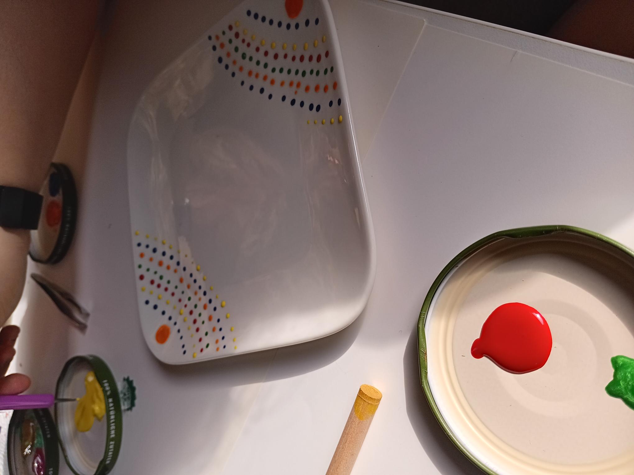 Ouder-kind workshop creatief stippen op porselein & glas - Foto