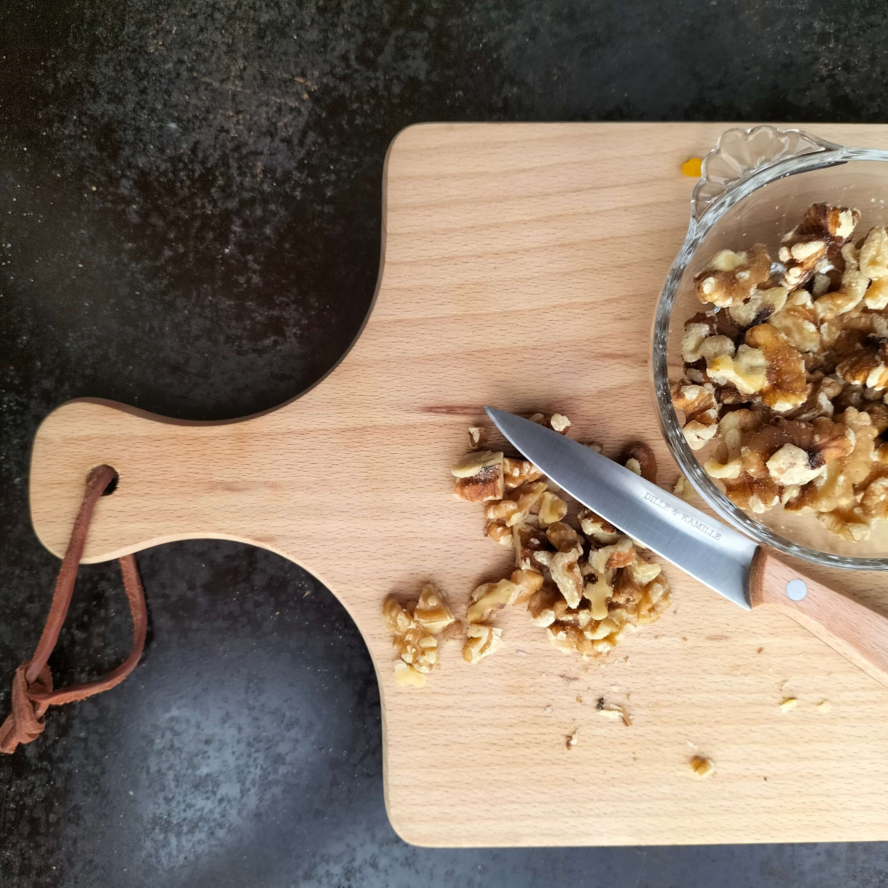 Workshop brood bakken - soda- en notenbrood - Foto