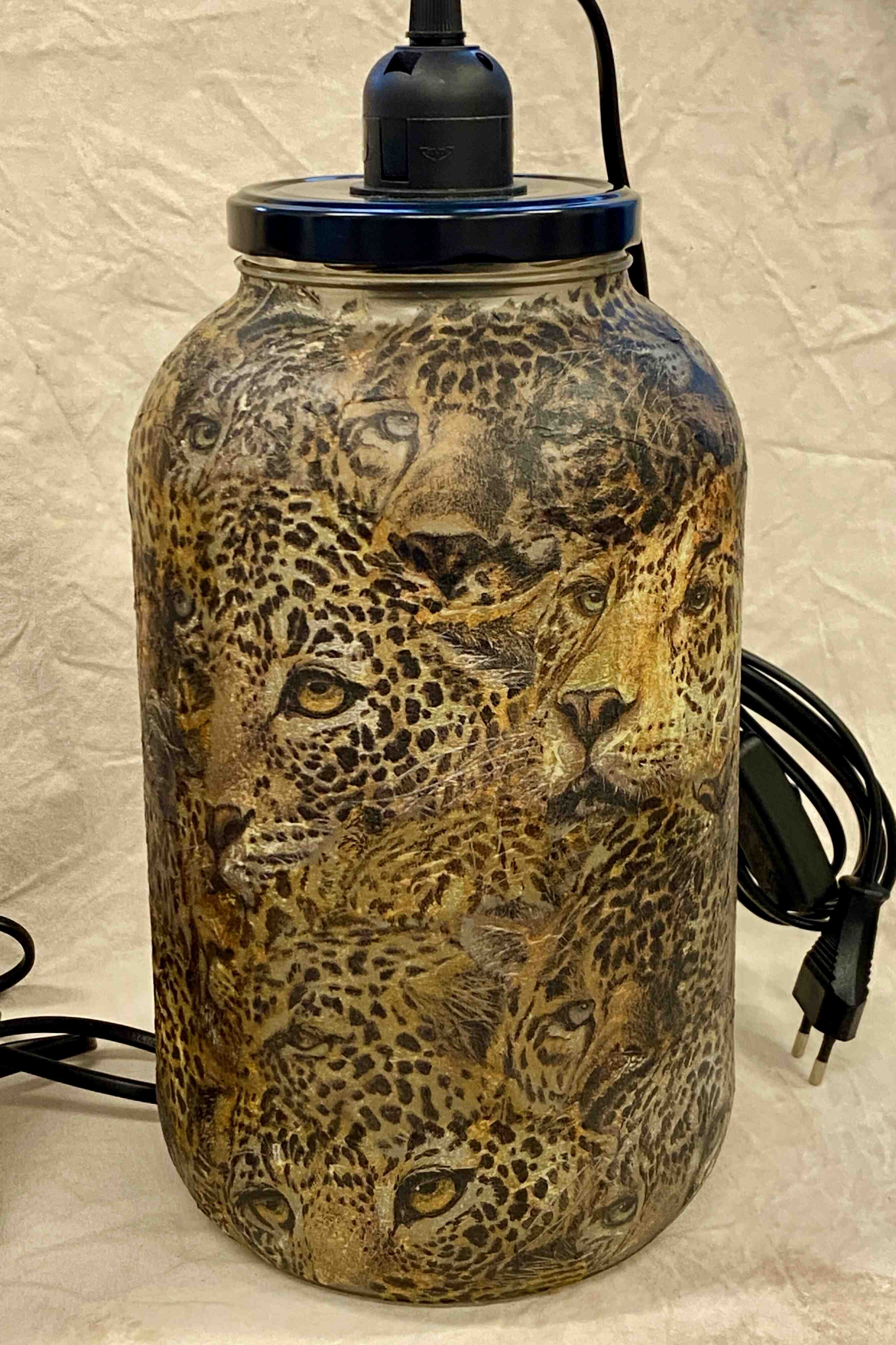 Decoupage glazen vaas of lamp - Foto