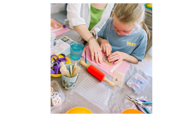 Ouder-kind workshop - oorbellen/sleutelhanger uit polymeerklei