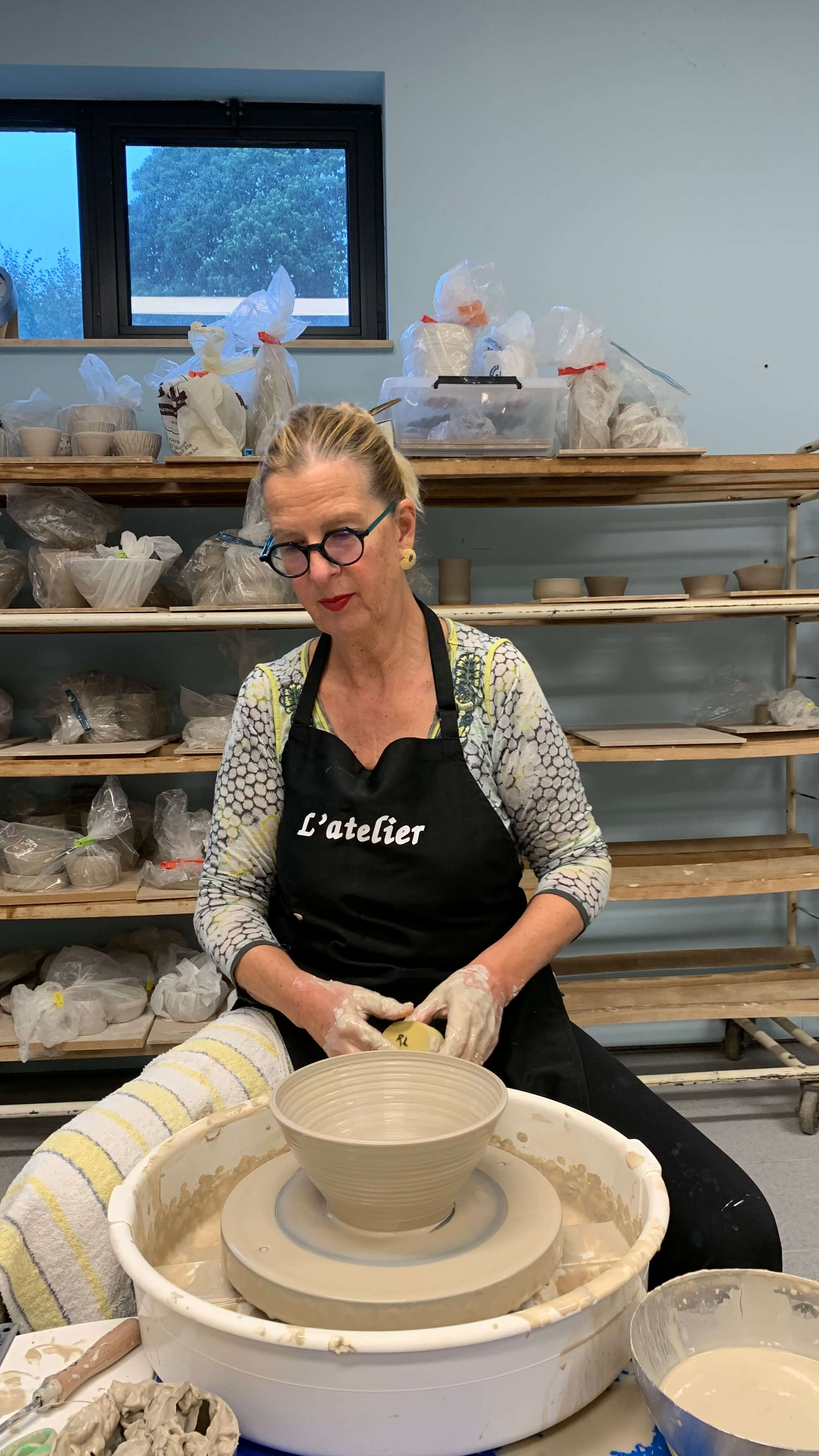 Workshop initiatie pottenbakken: eerste stappen aan de draaischijf - Foto