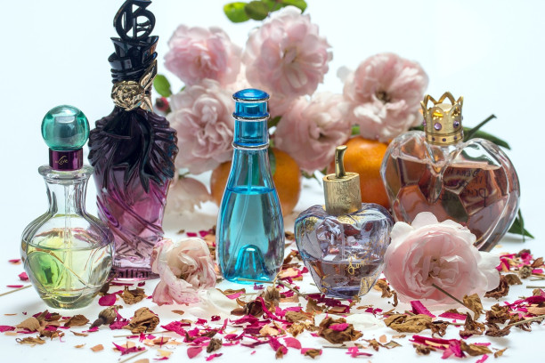 Natuurlijke parfums - een innerlijke geurreis (+15j) 1 sessie van  2uur ( vrn1pa_1710)