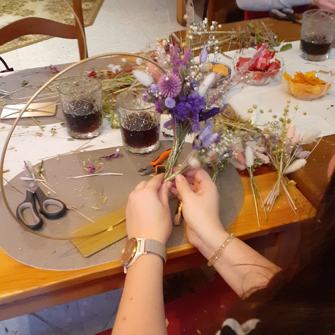 Workshop Flowerhoop met kerstlichtjes - Foto