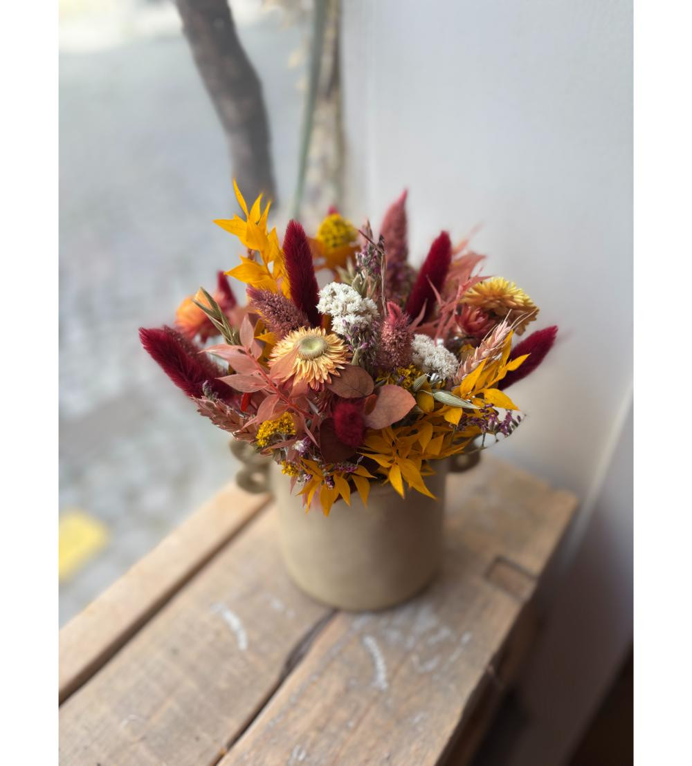 Maak je eigen bloemstukje met droogbloemen - Foto