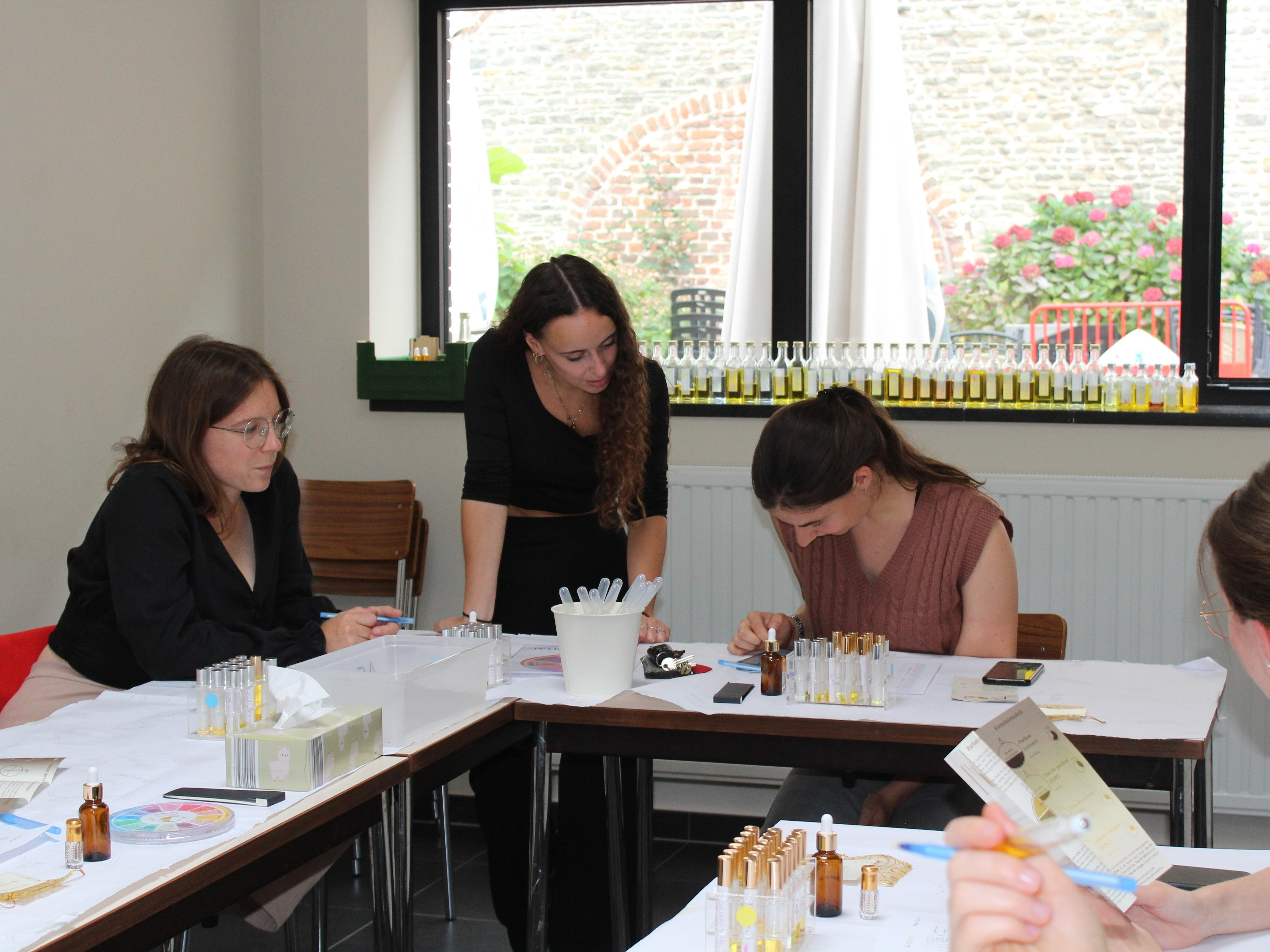 PARFUM maken - Foto